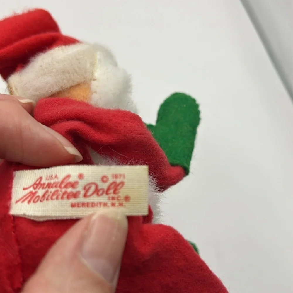 Vintage Annalee Santa on Wicker Sled